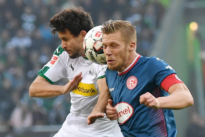 体育竞争追 体育竞争追